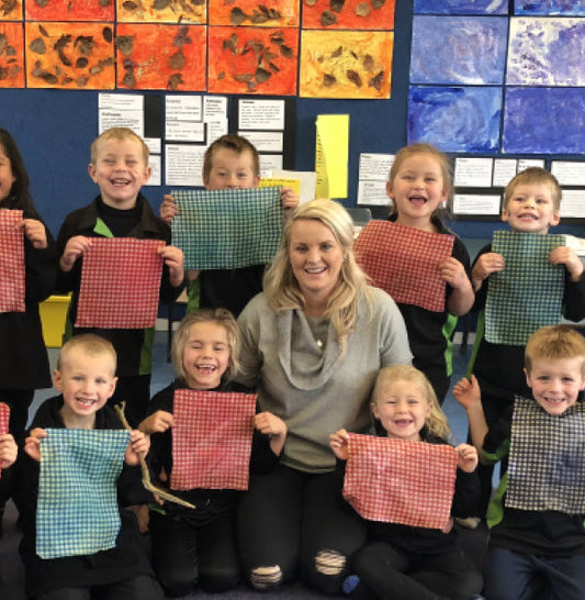 Beeswax making in schools