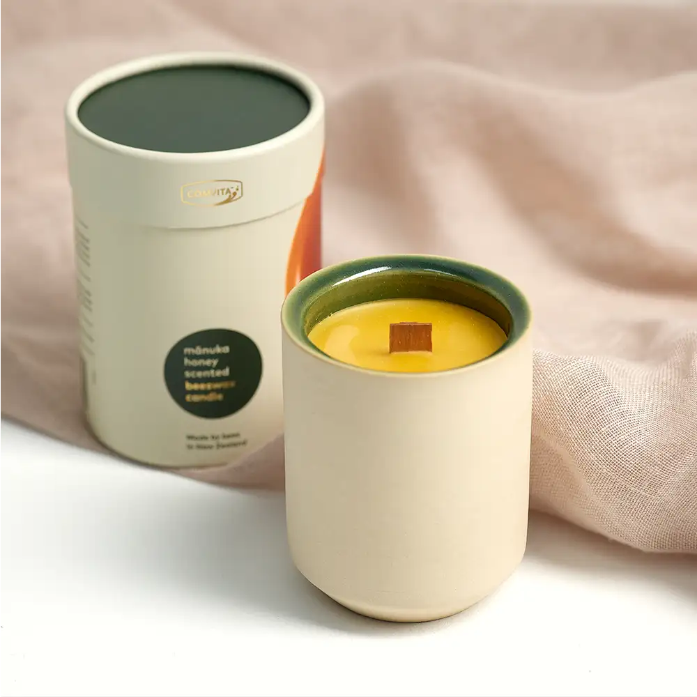 Mānuka Honey Scented Beeswax Candle box and candle